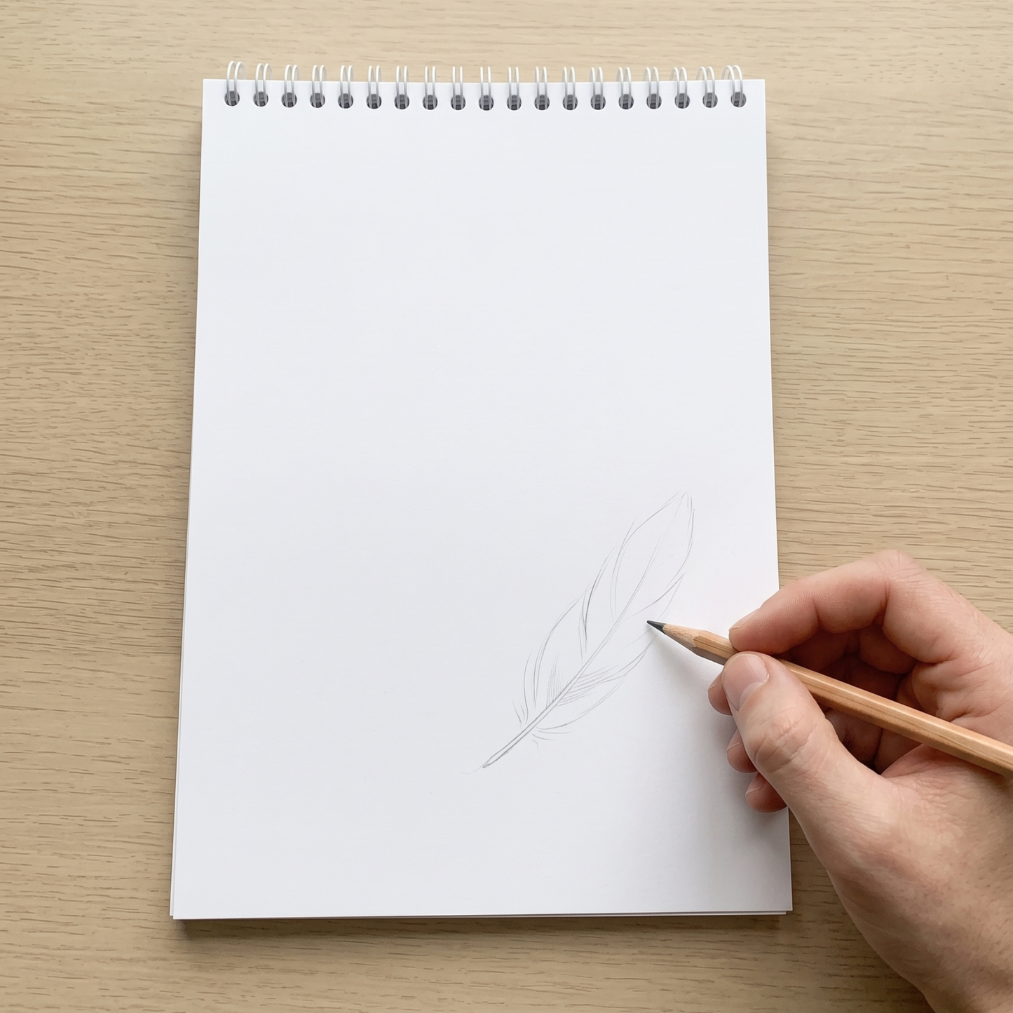 Mandiora دفتر اسكتش 17 × 24 سم – طولى– 140 جرام (للرسم)