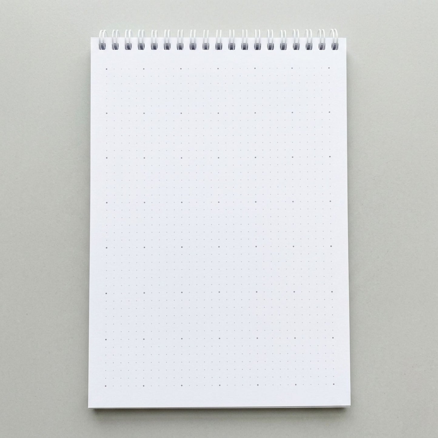 Mandiora كراسة رسم Dot Grid 140 جرام 17×24 سم | اسكتش احترافي